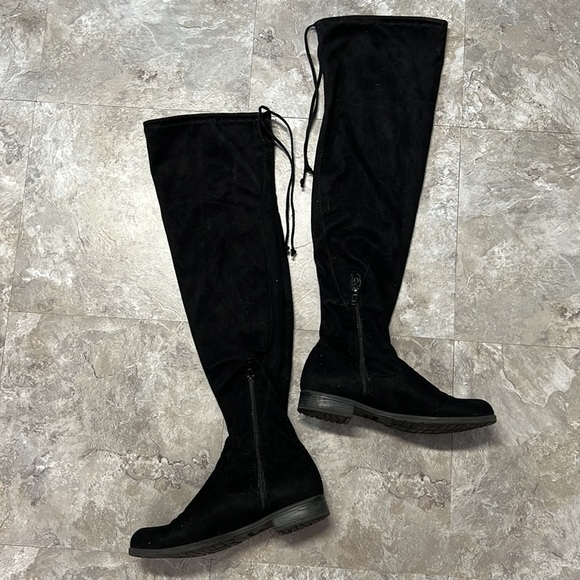 UNISA OVER THE KNEE BLACK BOOTS SIZE 6 1/2 - Picture 1 of 8